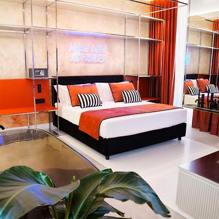Kind Places - Suite Experience Napels Buitenkant foto