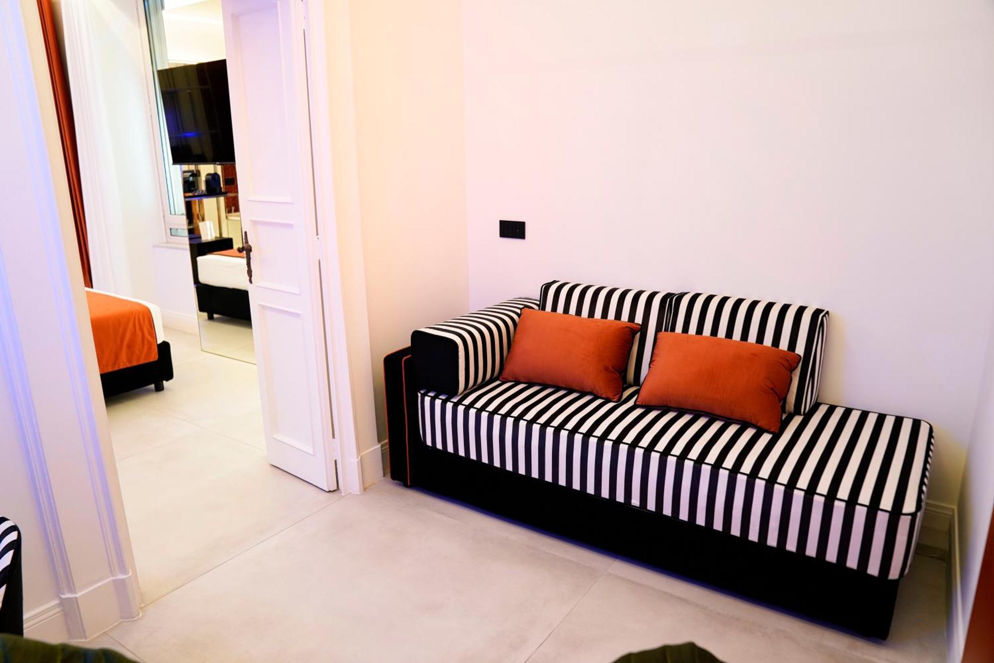 Kind Places - Suite Experience Napels Buitenkant foto