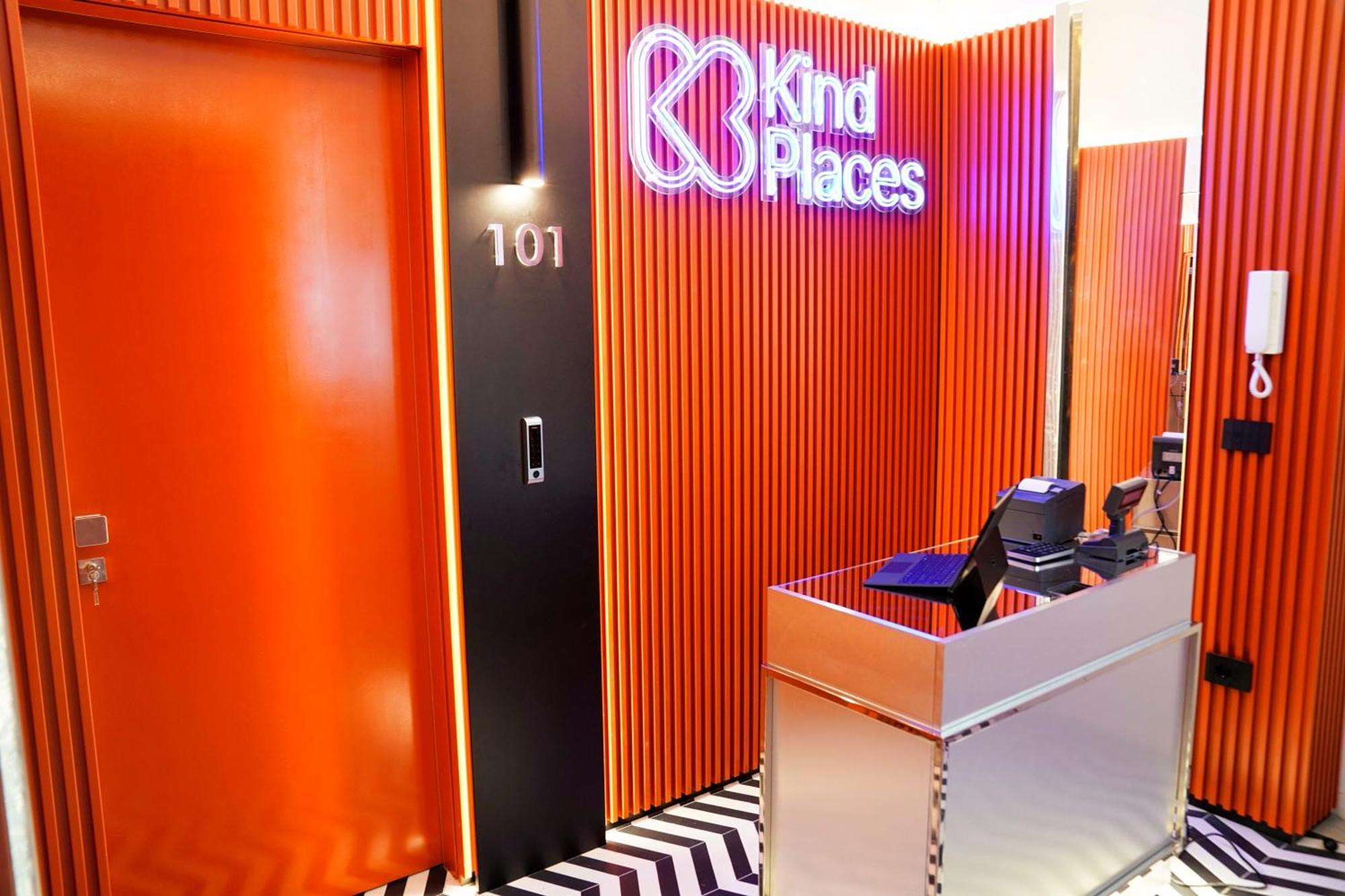 Kind Places - Suite Experience Napels Buitenkant foto