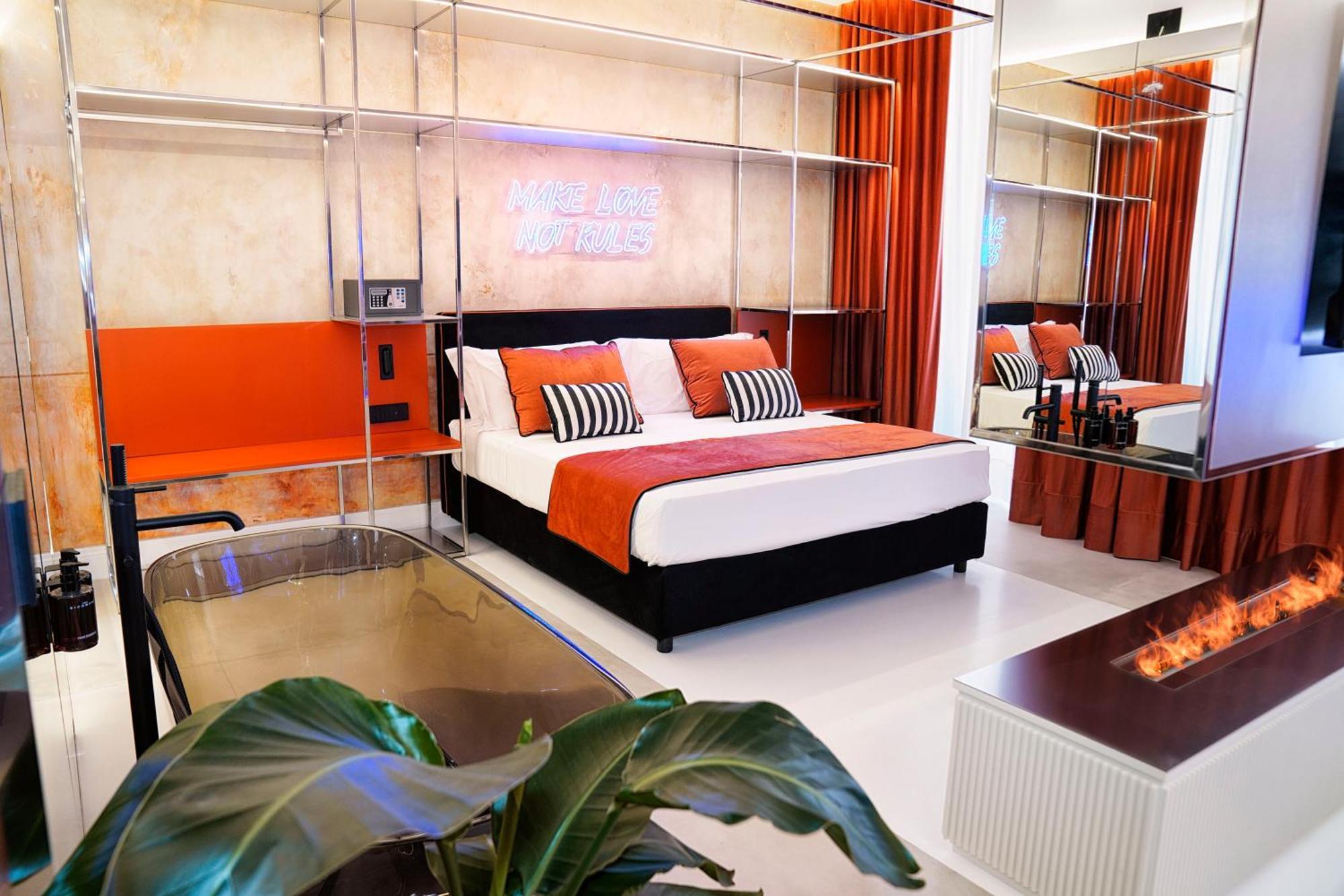Kind Places - Suite Experience Napels Buitenkant foto